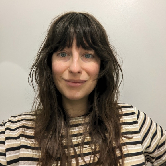 Meet your Posher, Celia - Picture 1 of 1